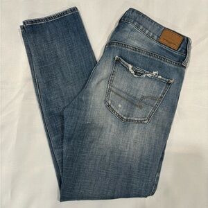 American Eagle distressed jeans